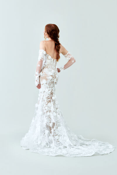 Donatella bridal gown