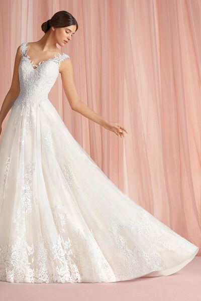 Lorelai Wedding Gown