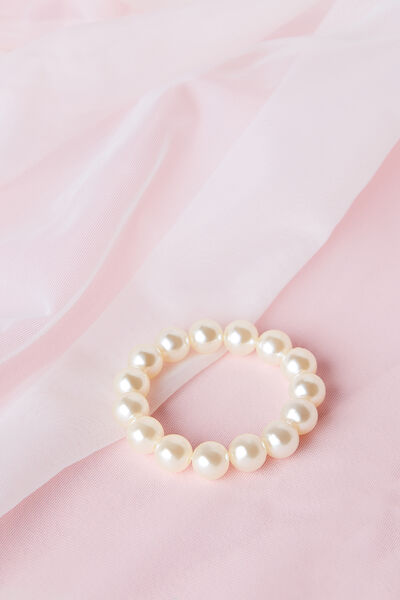 Pearls elastic