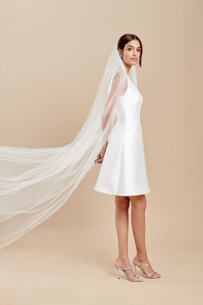 Pearl-embroidered tulle veil - Bridal