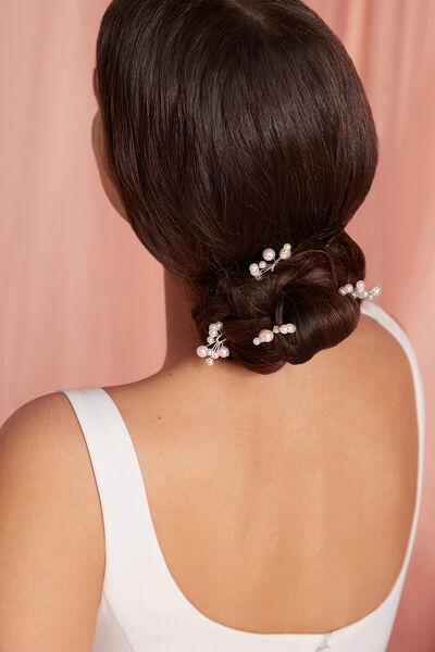 Hair pins with pearls