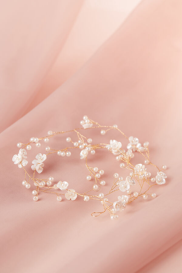 Pearls and flowers band