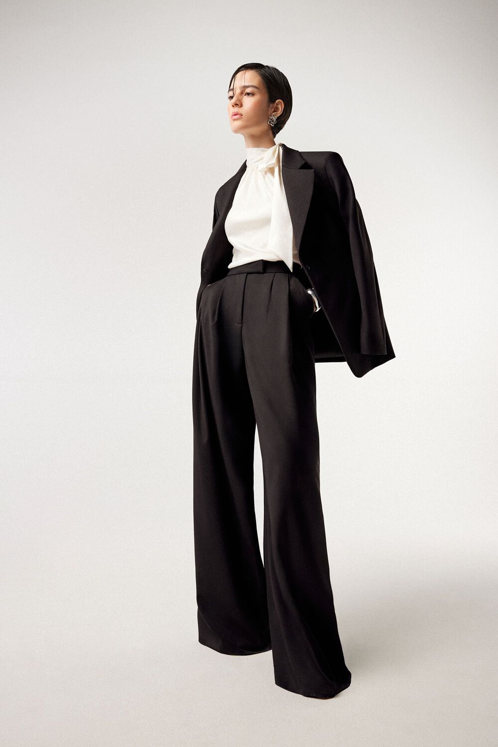 Abiti da Sposa e Occasionwear: per i momenti da ricordare | Atelier Emé, image size:1000x1500