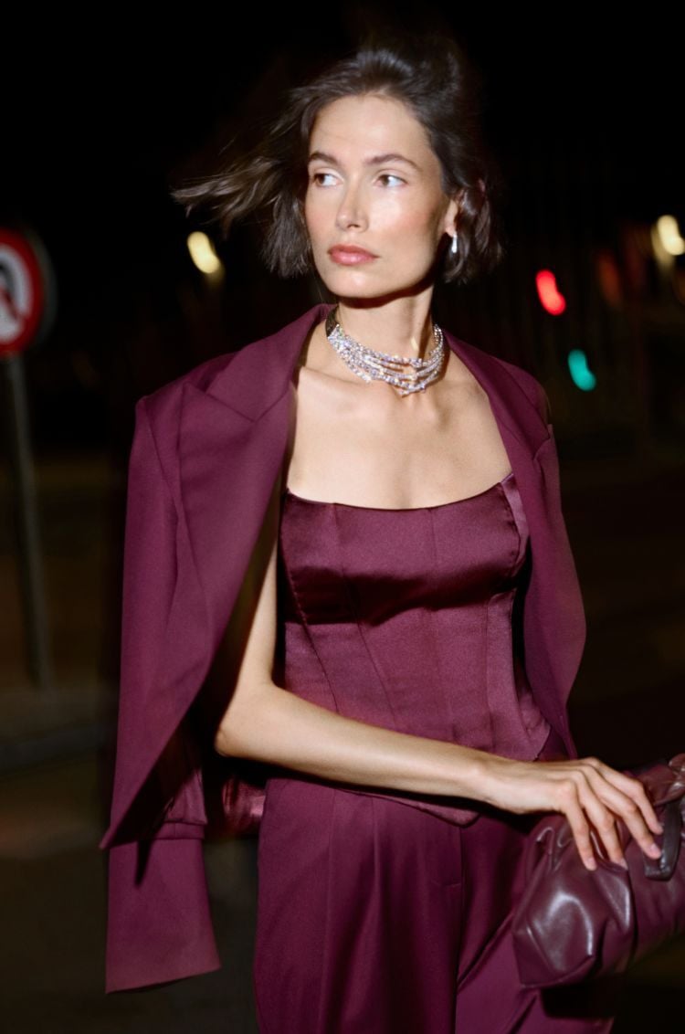 <br><br> NEW IN