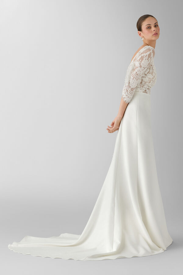Anna wedding dresses