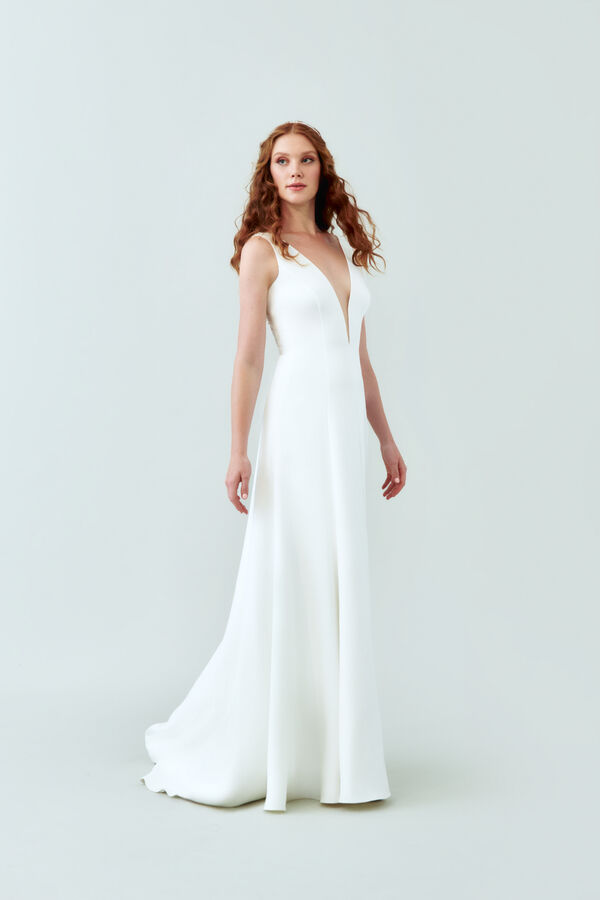 Hilary bridal gown