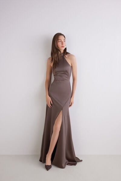 Vestido largo halter de crep&eacute;