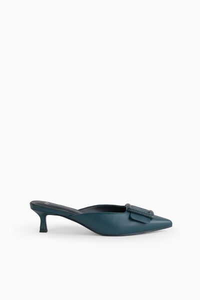 Mule in pelle con fibbia