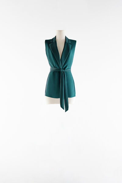 Sleeveless Jacket