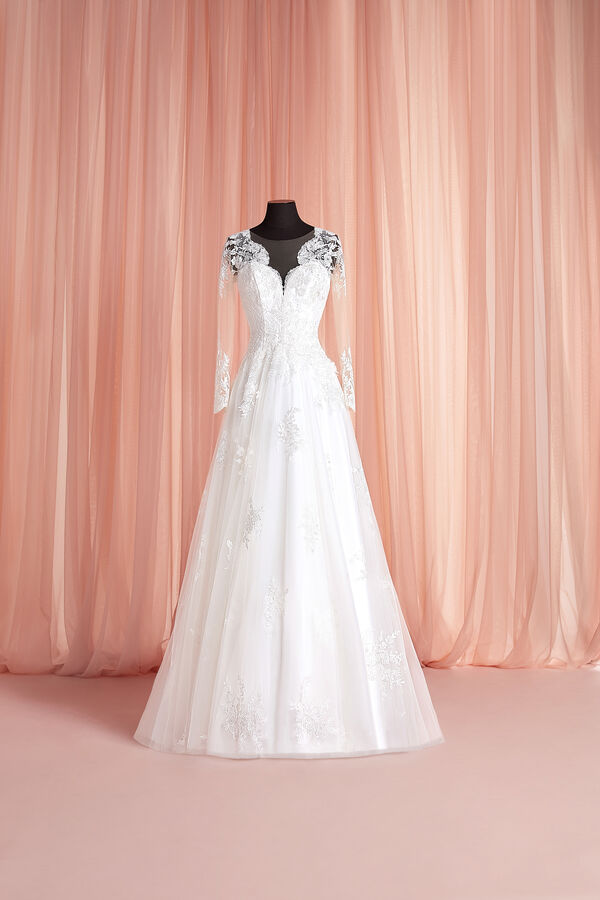 Lara Bridal Gown