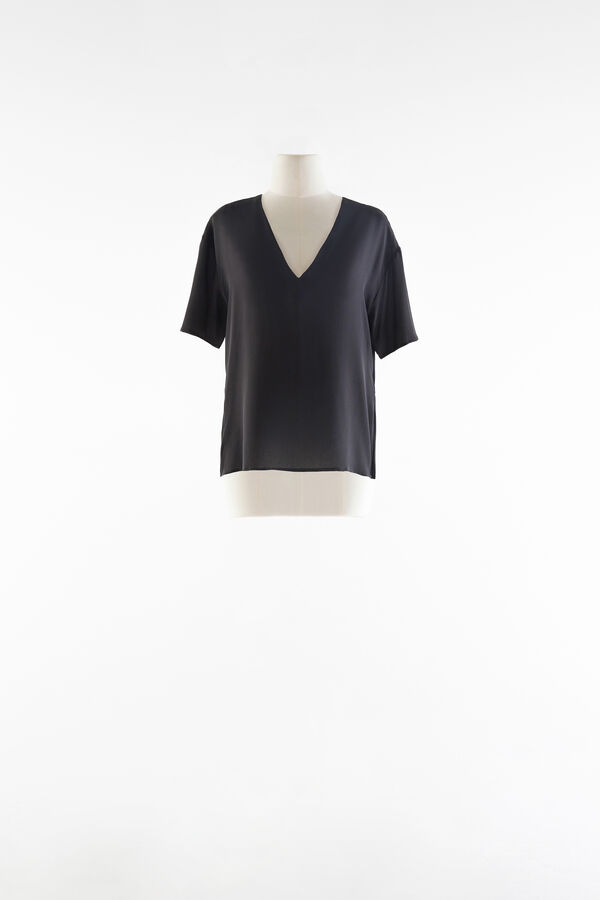 T-shirt con scollo a V in seta