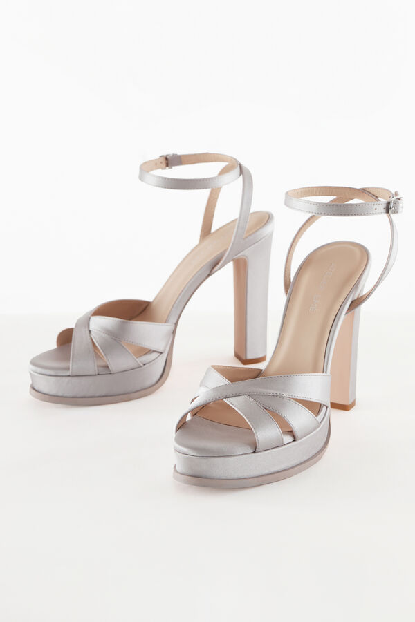 Penelope Satinsandal