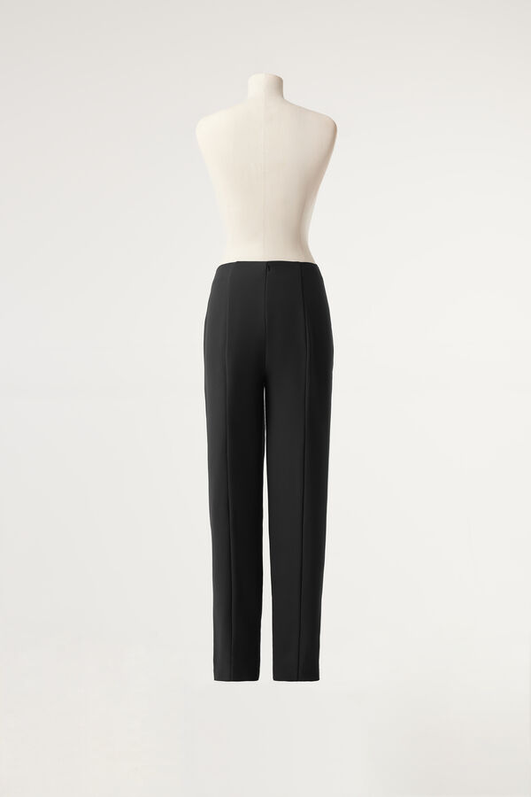 Pantaloni a sigaretta