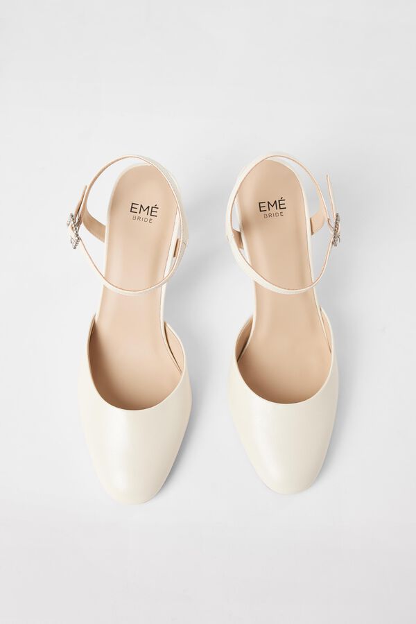 Slingback com salto
