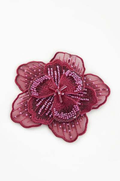 Flower clip with magnet