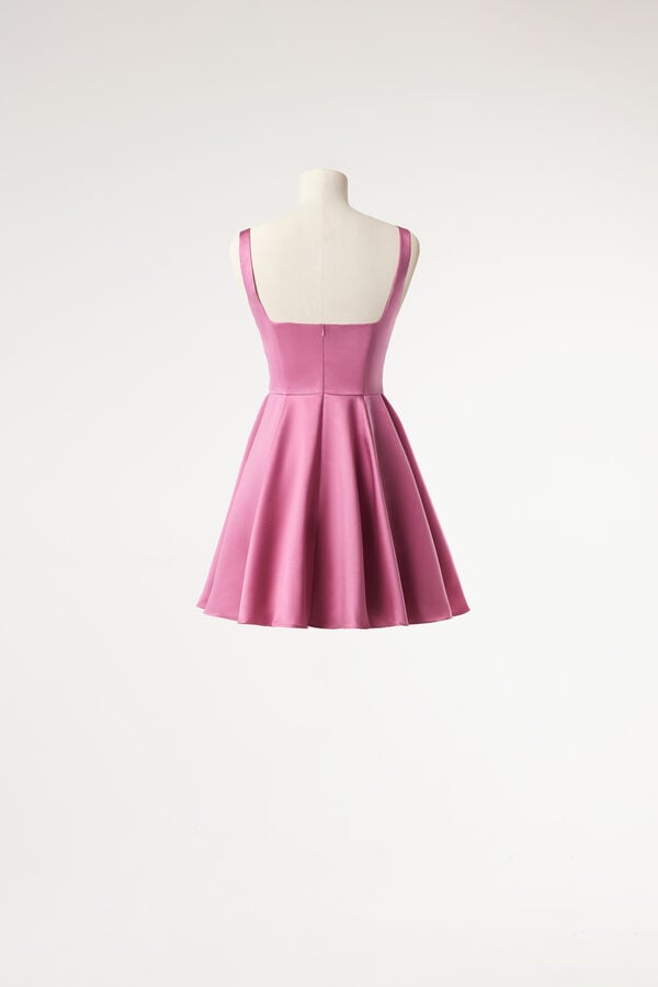 Kurzes Trocadero-Kleid