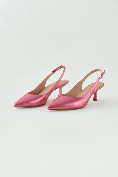 Slingback in laminated leather