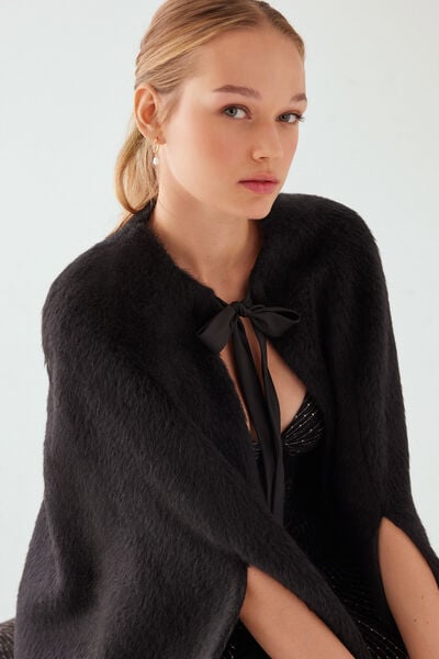 Mantella in Pelliccia con Fiocco