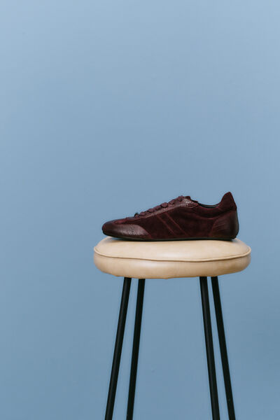 Sneakers em pele