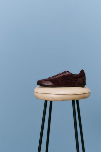 Leather sneakers