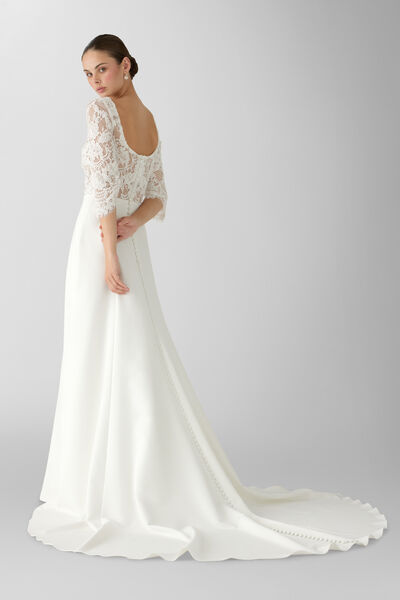 Anna wedding dresses