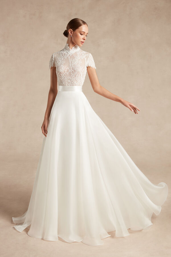 Short-Sleeved Lace Body