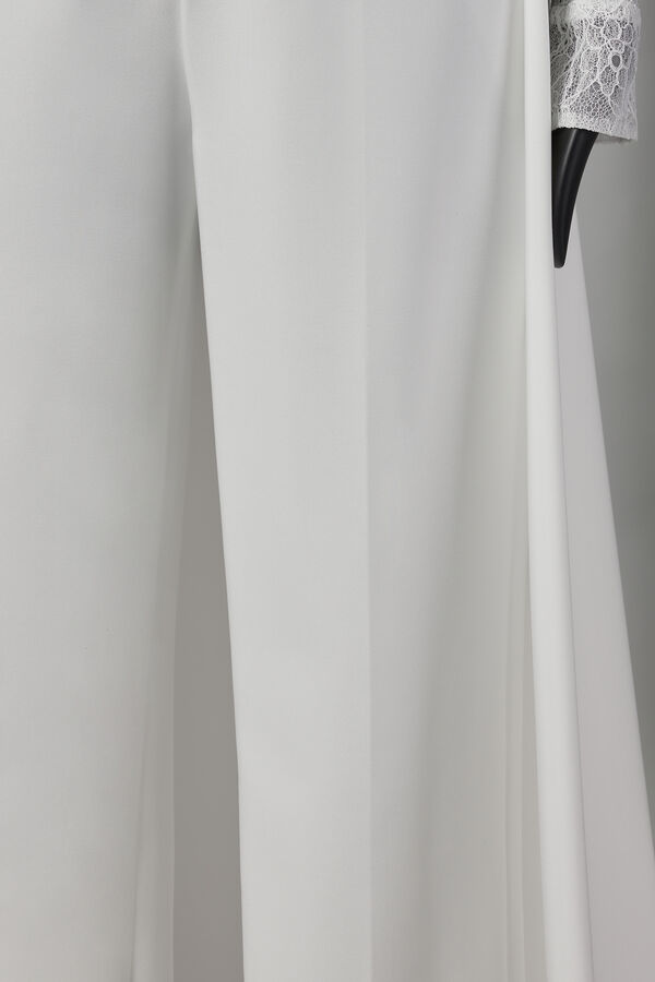 Skirt-effect pant