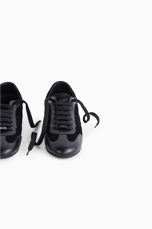 Leather sneakers
