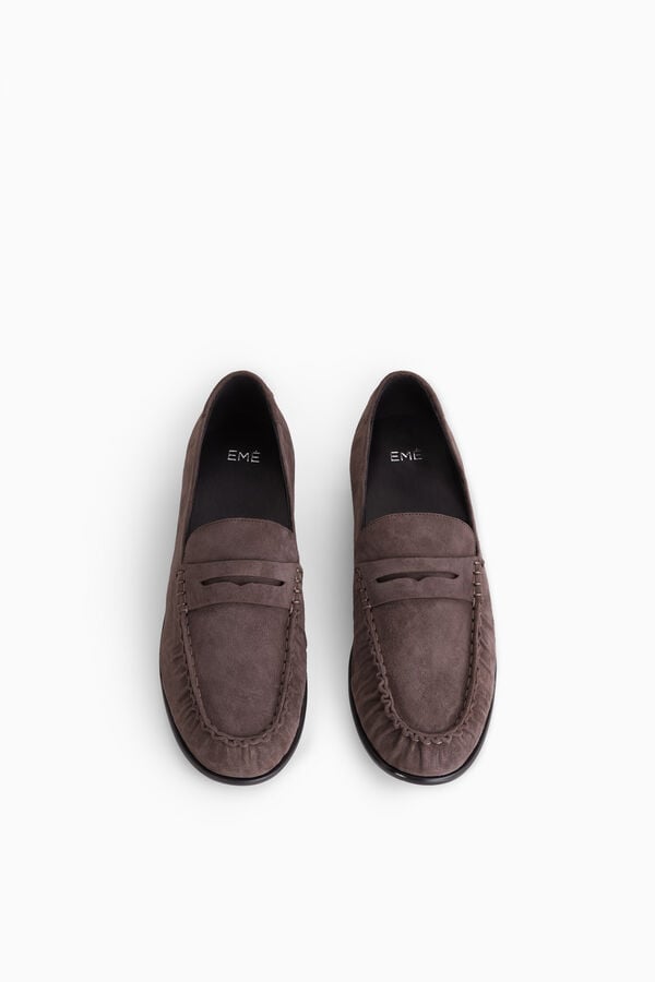 Mocas&iacute;n de ante