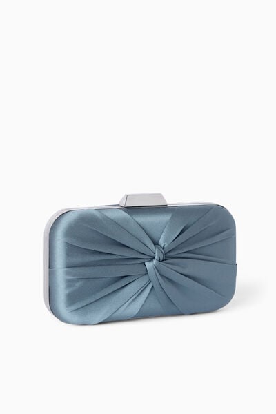 Pochette en satin