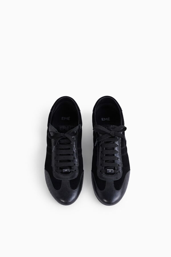 Leather sneakers