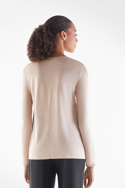 Boat neck shirt