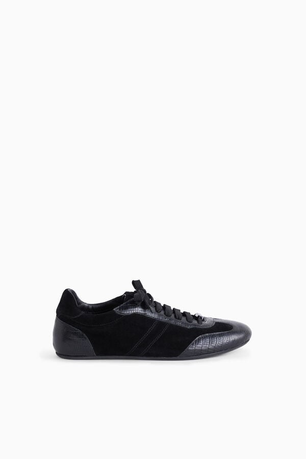 Leather sneakers