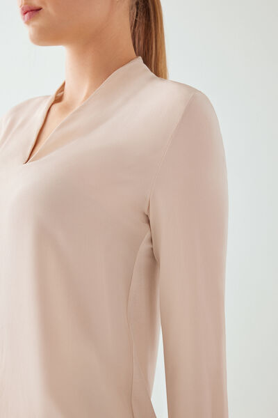 Camicia con scollo a V