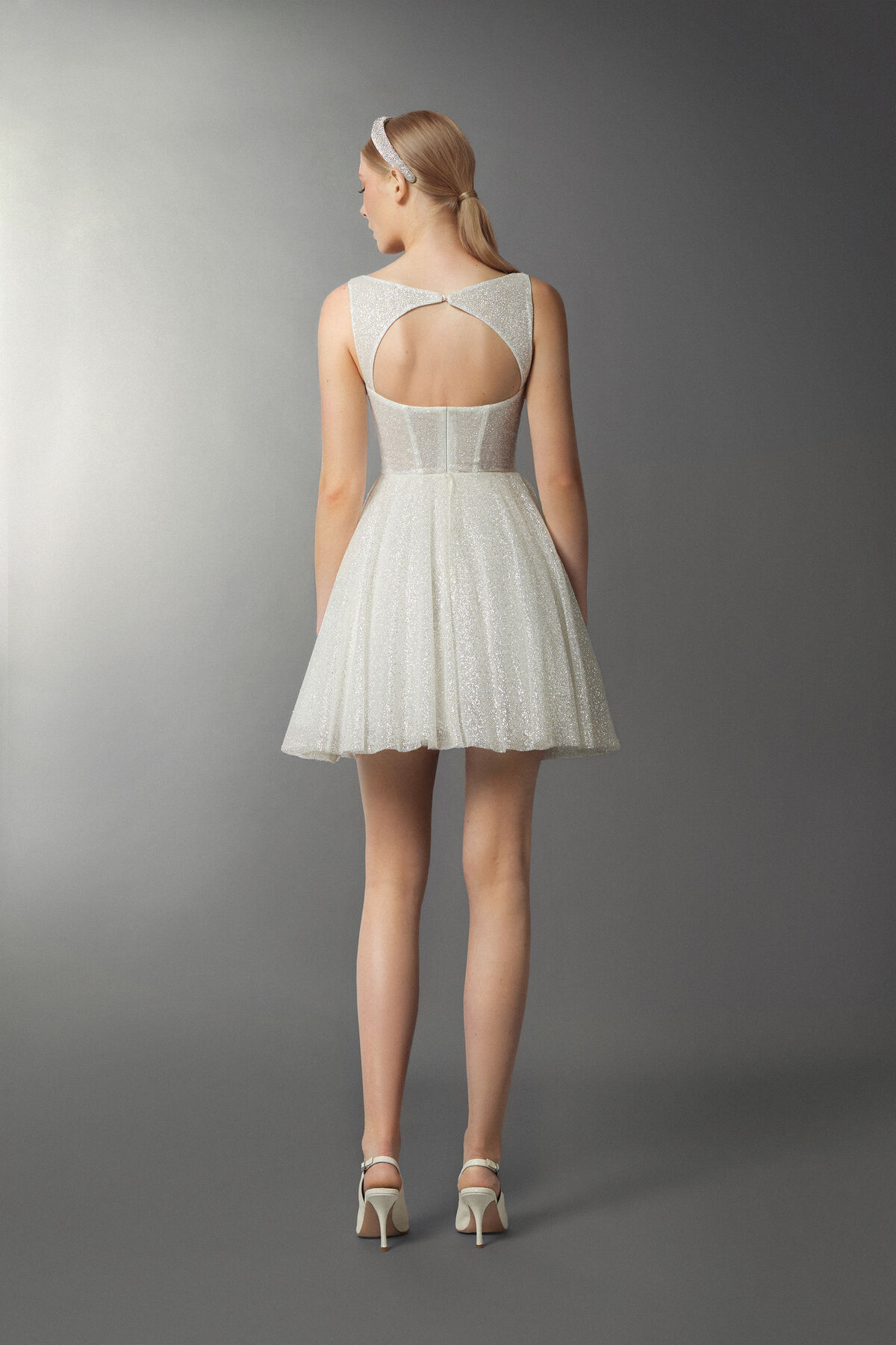 abiti da sposa corti e colorati