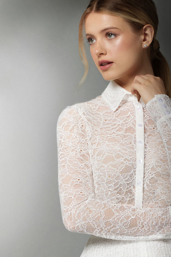 Chemise en dentelle
