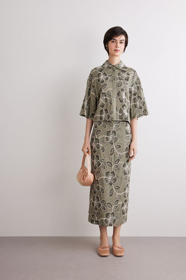 Embroidered midi skirt