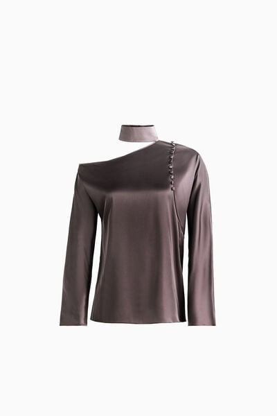 Off-the-shoulder blouse with high collar