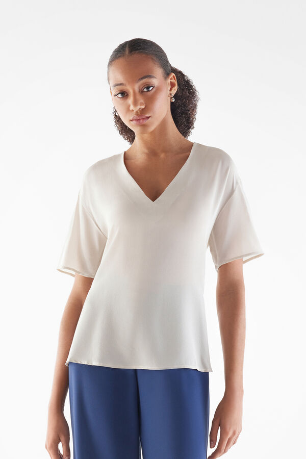Silk V-neck T-shirt