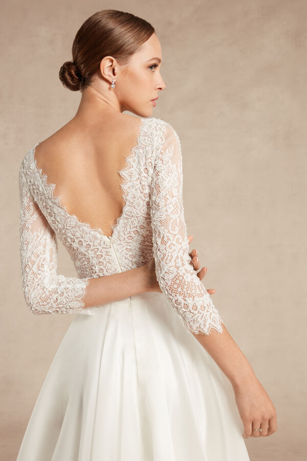 Body in pizzo con manica 3/4