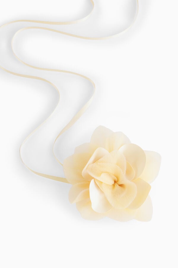 Organza-Blumenaccessoire
