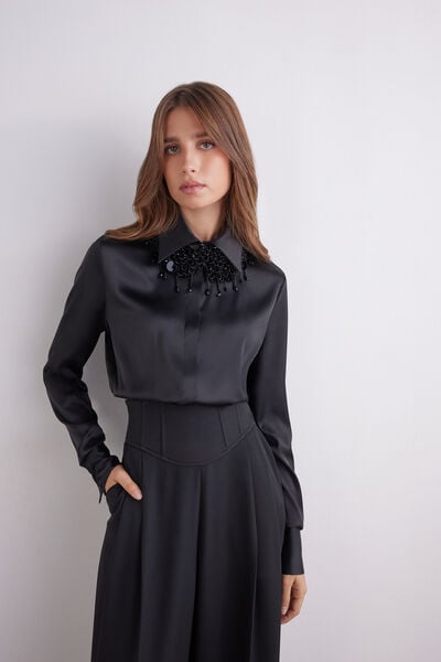 Camicia in raso con colletto