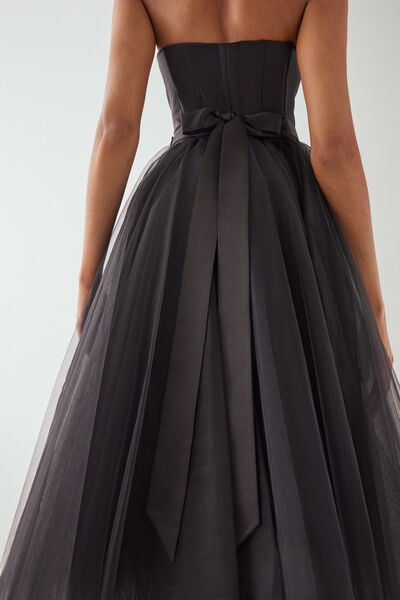 Embroidered satin Belt