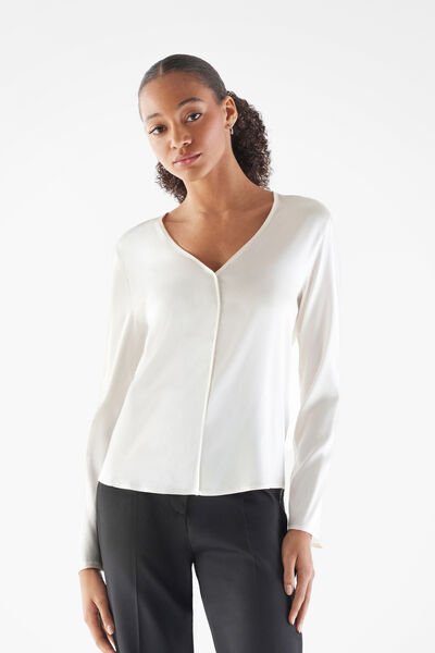 Blusa in raso di seta con scollo a V