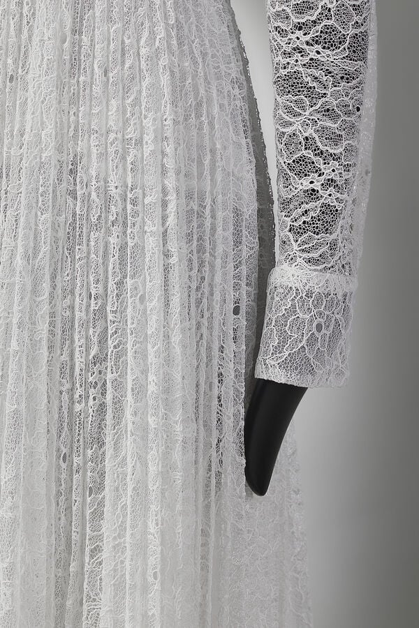 Jupe plissée en dentelle