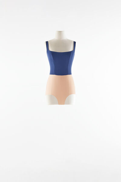 Body in Crepe