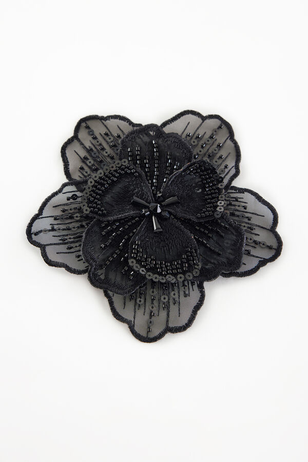 Flower clip with magnet