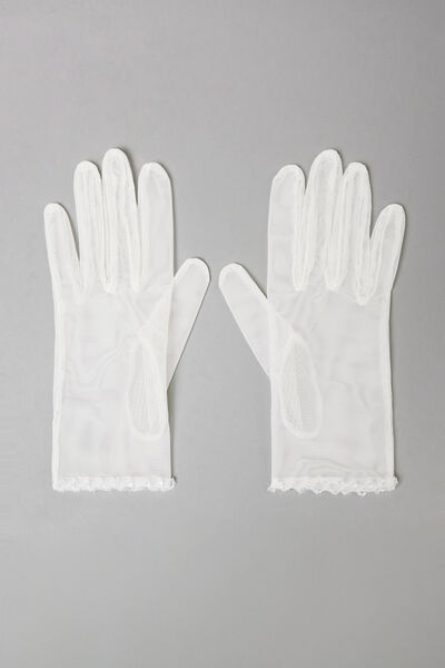 Embroidered gloves