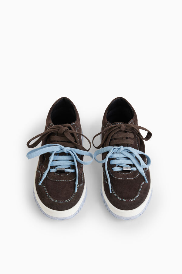 Sneaker in suede