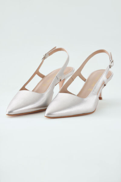 Slingback in pelle laminata